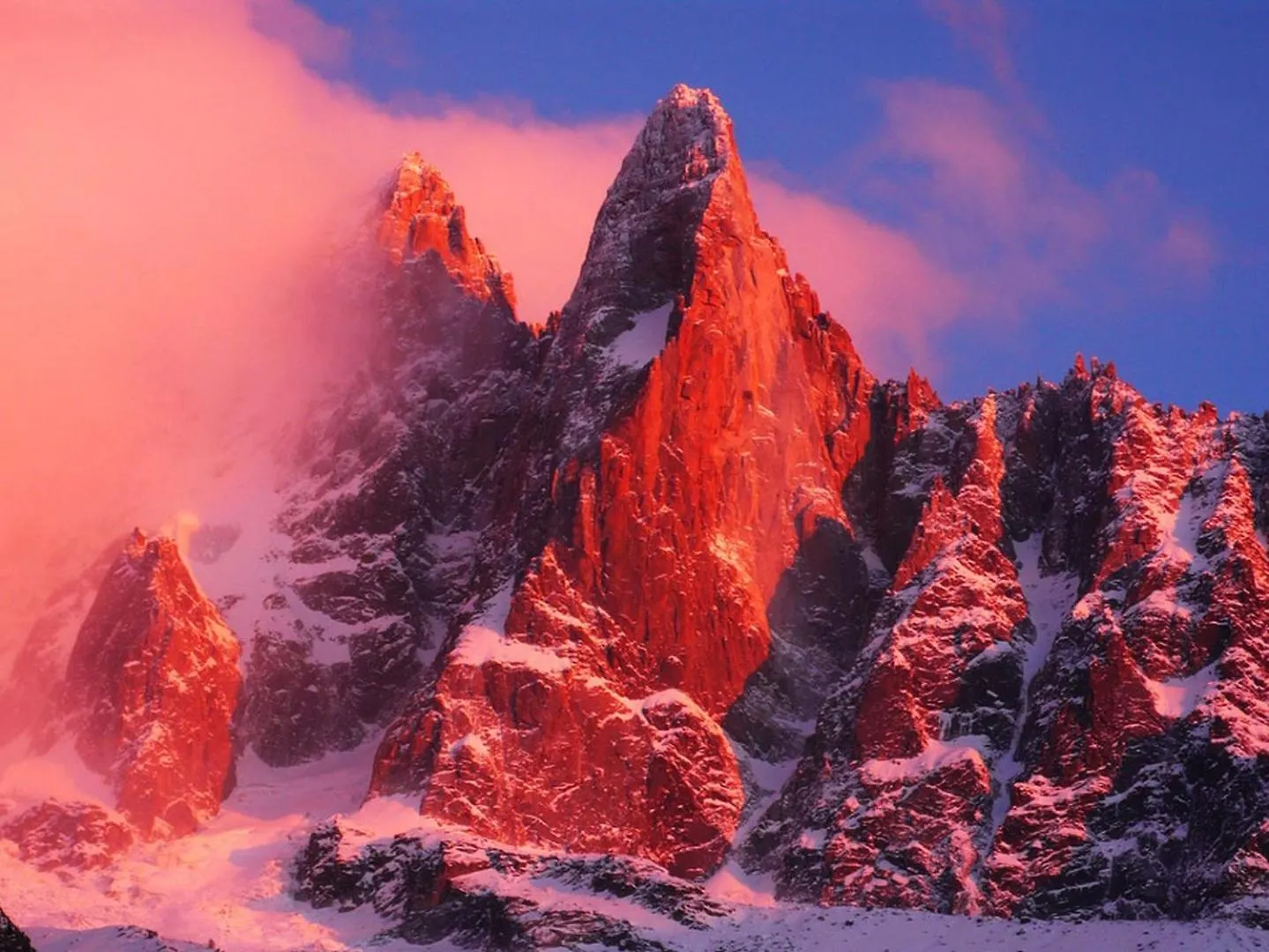 Apartment Au Bon Coin - Luxury Chamonix Hidden Haven, Mont Blanc View, Hot Tub And Garden