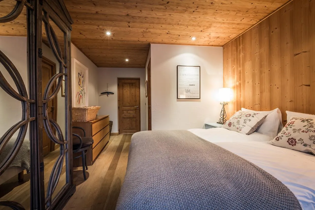 Apartment Au Bon Coin - Luxury Chamonix Hidden Haven, Mont Blanc View, Hot Tub And Garden