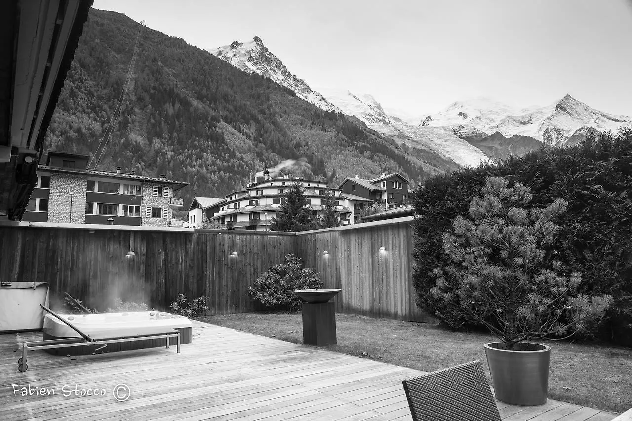 Apartment Au Bon Coin - Luxury Chamonix Hidden Haven, Mont Blanc View, Hot Tub And Garden